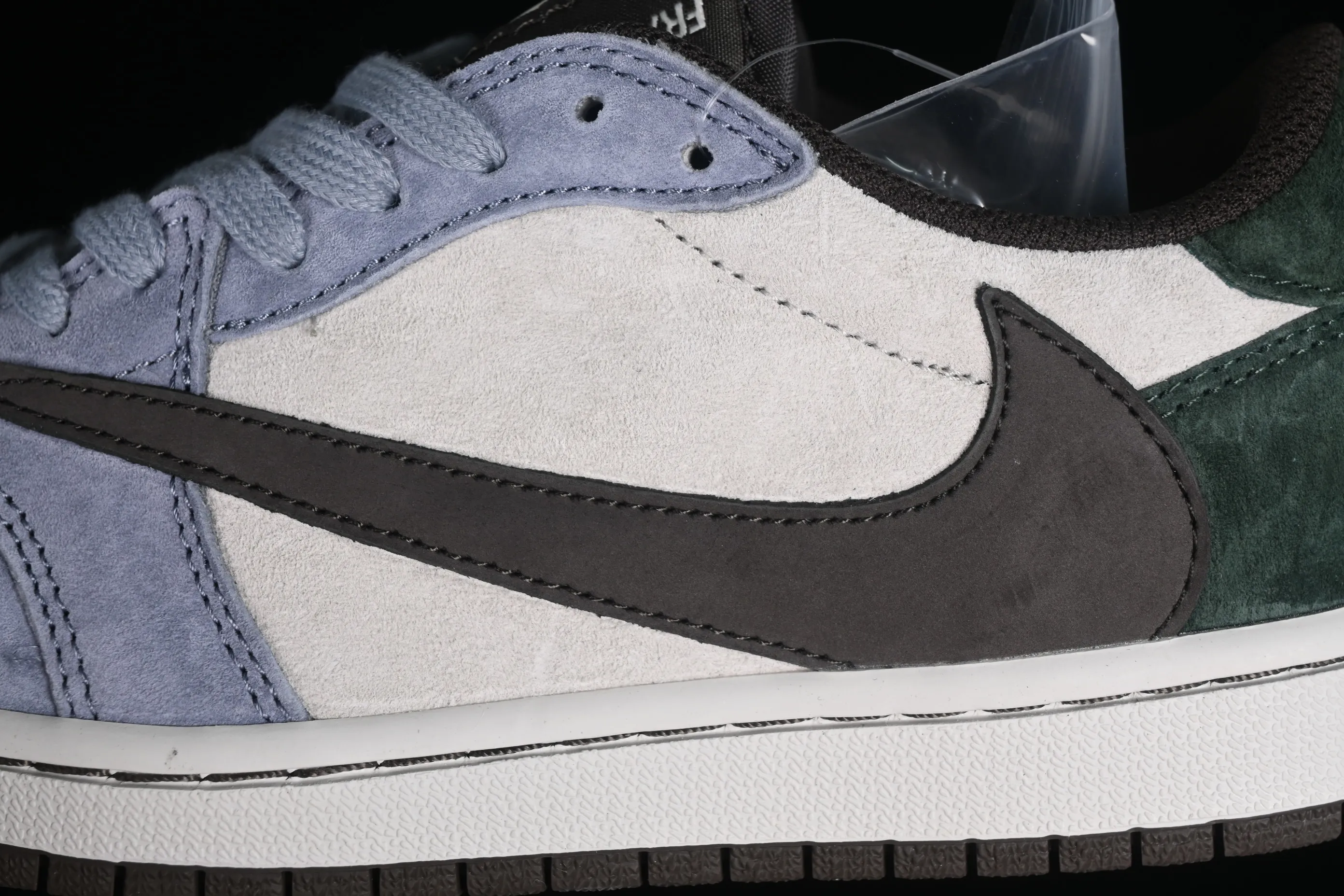All Categories Air Jordan Jordan Series Basketball Shoes Air Jordan 1 Low Travis Scott x Air Jordan 1 Low OG AJ1 Joe 1 Reversed Overhook Joint Style Casual Sports Basketball Shoes DM7866-820